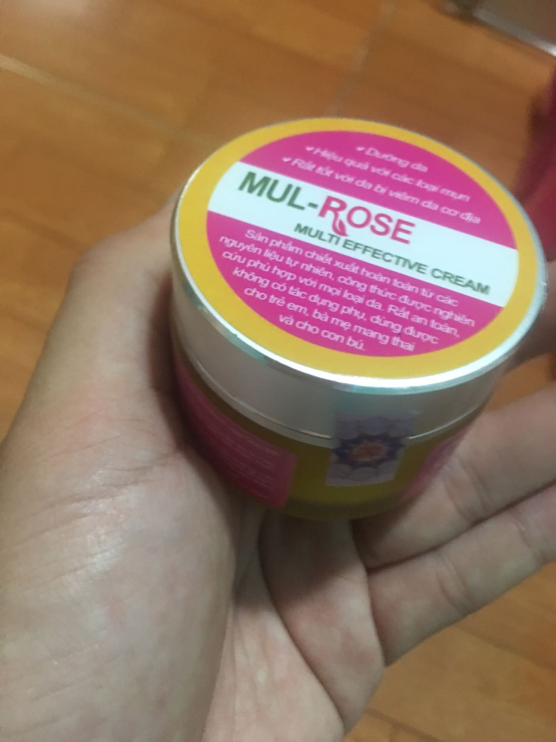 Chưa sử dụng, nhưng nghe nói sp sài ok. Nhưng ngày sản xuất đâu hơn 1 năm trước hơi thất vọng chút ?