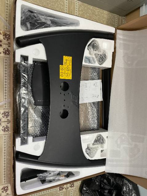 Mình đã mua rất nhiều lần ở Tiki, chất lượng sản phẩm, đóng gói, thời gian giao hàng rất ổn. Tuy nhiên, lần nay hơi buồn vì không đúng món đồ mình mua.