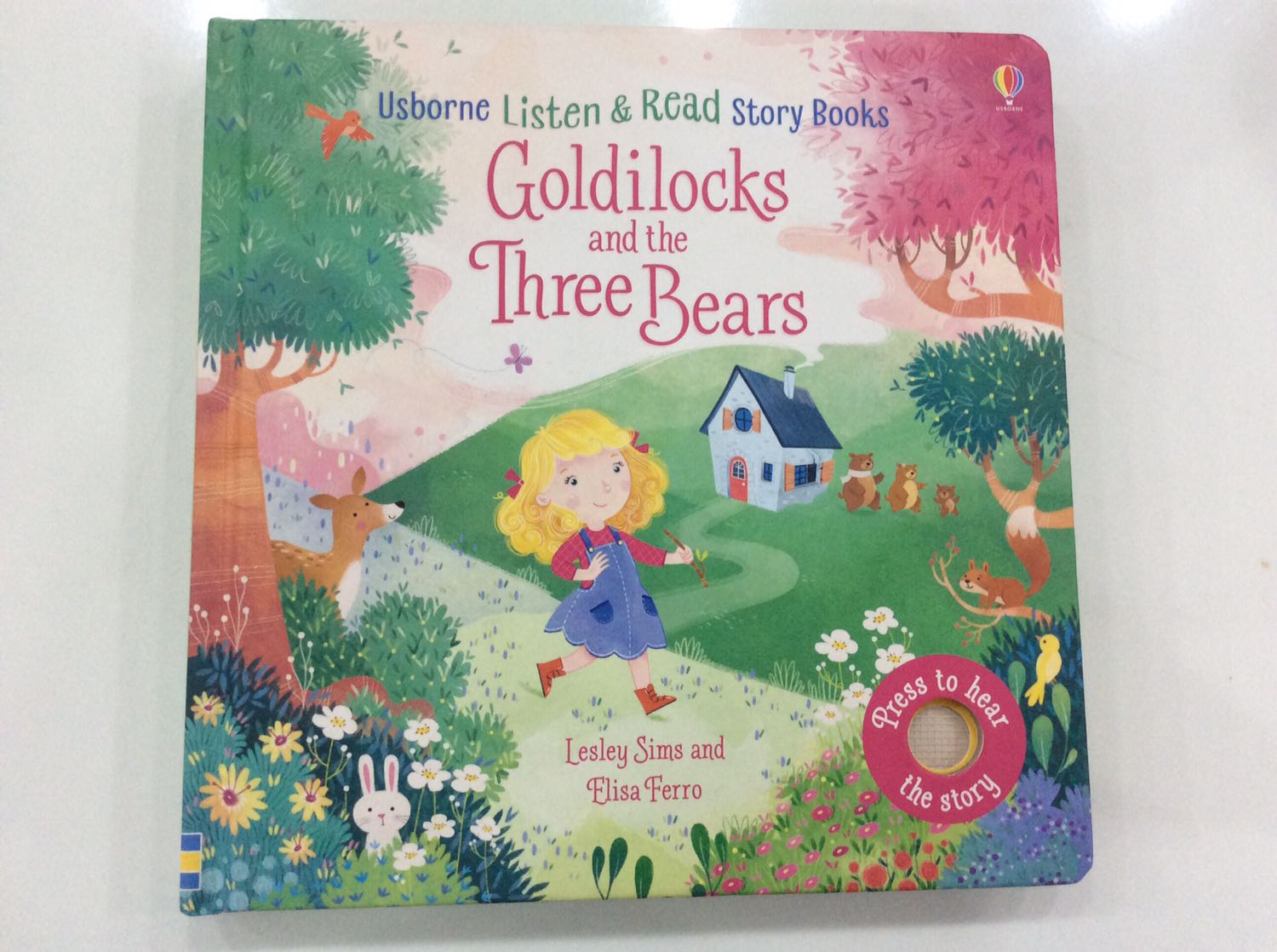 Sách có hình ảnh đẹp;có âm thanh rõ ràng,dễ nghe.