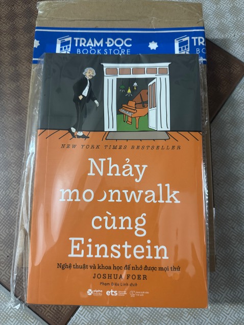 Sách in đẹp chỉnh chu, đóng gói cẩn thận