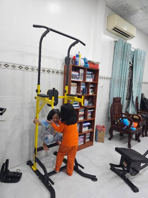 Lắp hoàn thiện nhìn rất ưng, chỉ là ốc vít bị rỉ sét rồi