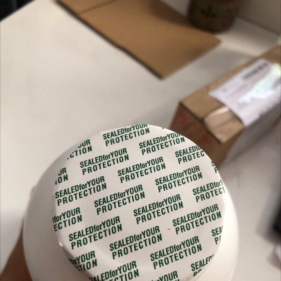 Mua nhiều lần shop rồi, đóng hàng nhanh và chắc chắn. Thuốc hạn sử dụng đên 4/2024