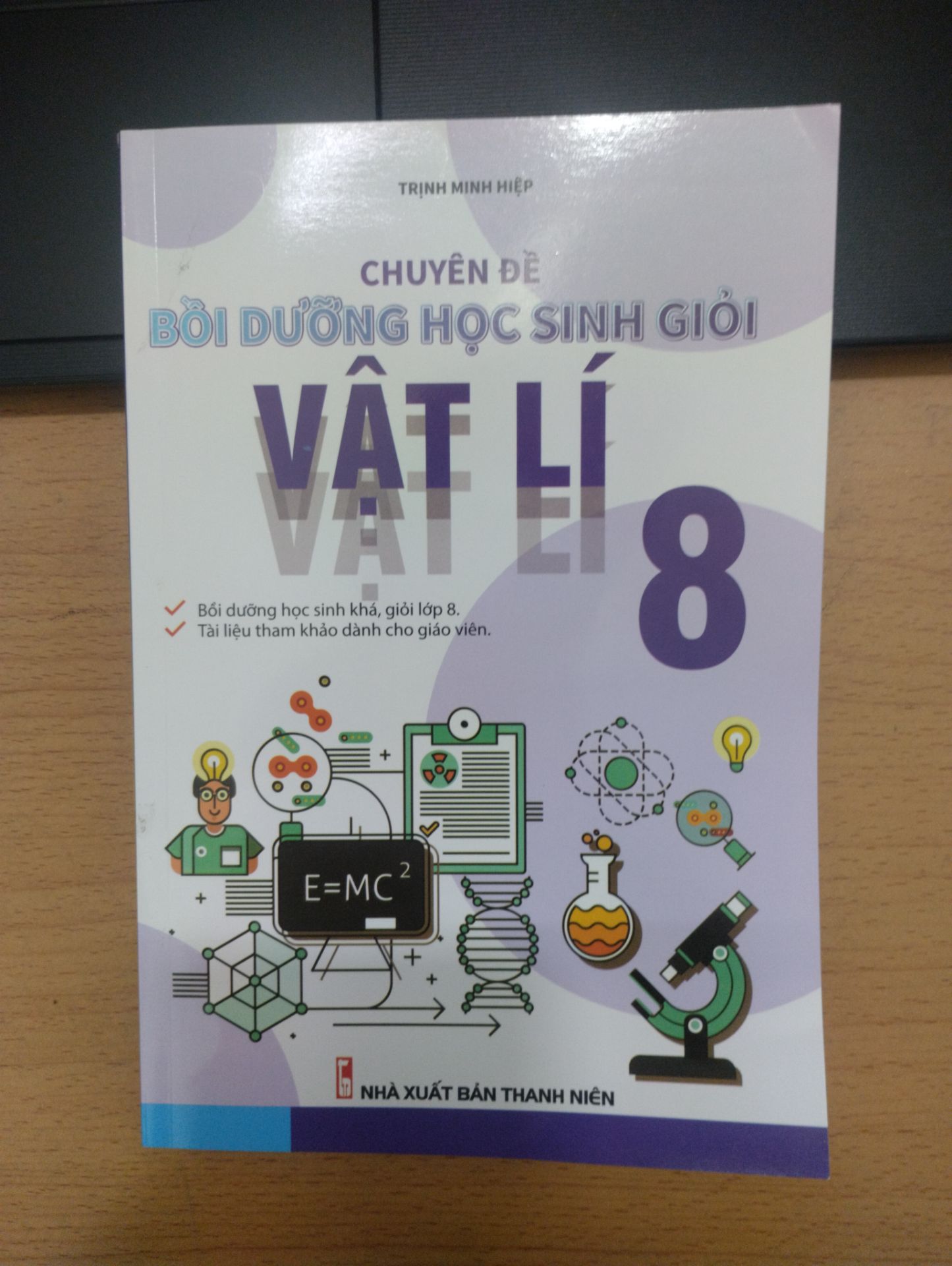 sách mới in rõ ràng sạch sẽ