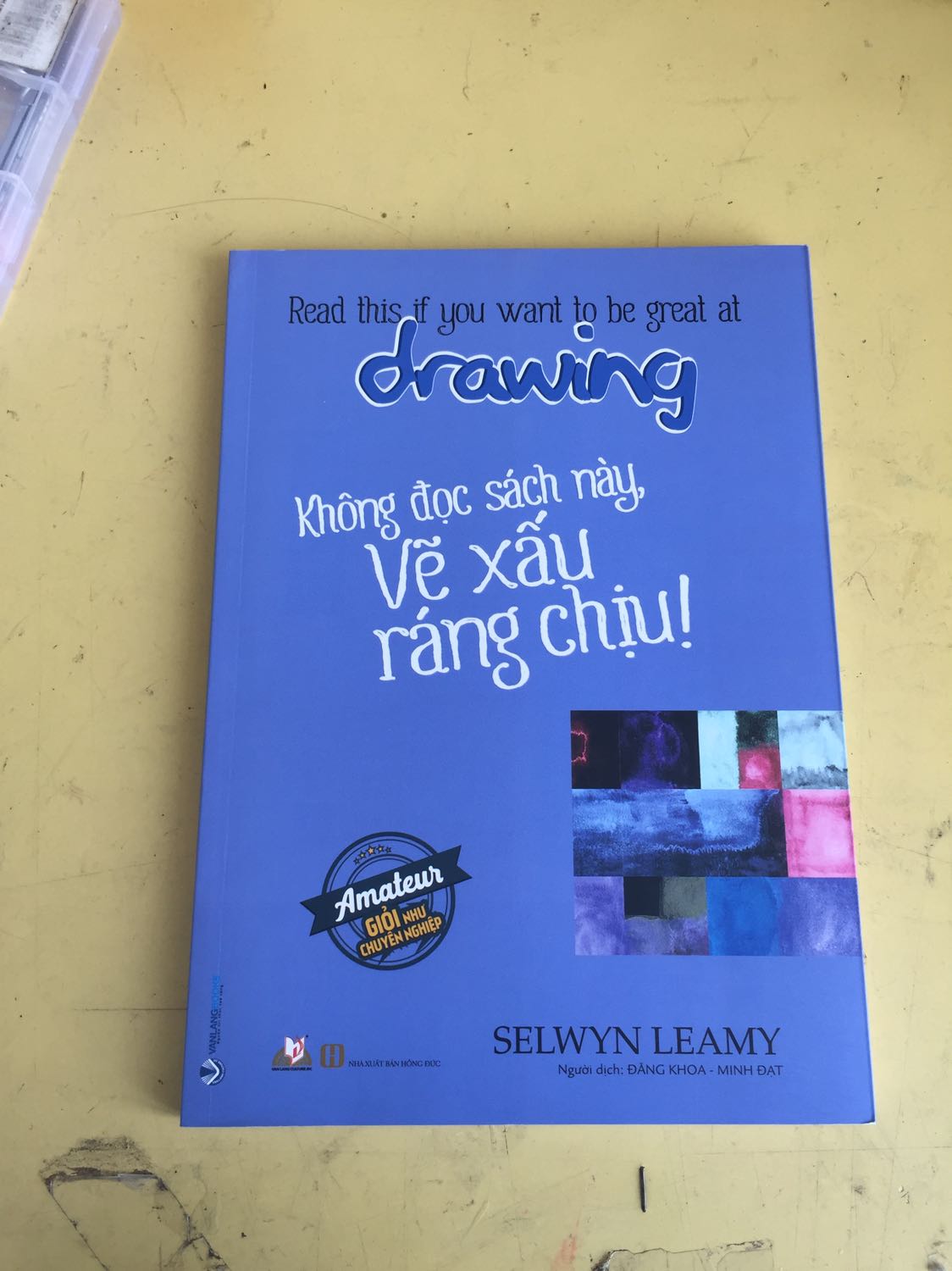 Giao hàng còn bị trầy xước chút ít, tốc độ giao hàng không quá nhanh hay quá chậm, nói chung là khá ổn nên 4 sao :]]