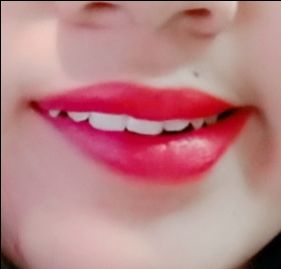 son dùng rất ok, nhiều dưỡng, màu thích hợp cho những bạn nào hay đánh nhẹ nhàng, chỉ tiếc là 01 thiên hồng nhiều hơn đỏ, mà mình thì thích màu đỏ hơn