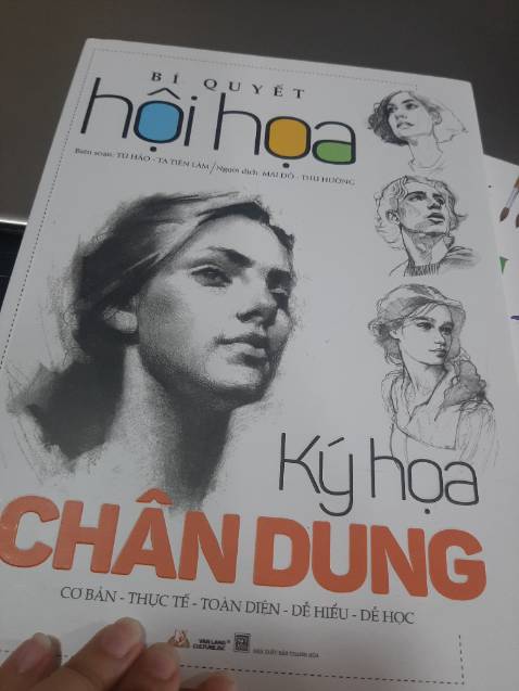 Mình k thích quyển này cho lắm, nội dung chủ yếu nói đại khái, k có hướng dẫn rõ ràng.