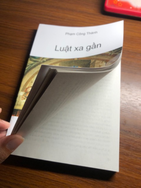- Sách chất lượng xấu kiểu photocopy (tạm chấp nhận)
- Sách in thiếu gần chục trang, kiến thức mà đứt đoạn rất khó chịu (không hài lòng)
