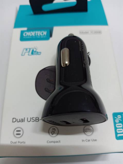 Củ sạc nhỏ gọn, kiểu dáng khá đẹp, cầm tay rất chắc chắn, sạc cho điện thoại rất nhanh, một lúc còn sạc cho 2 điện thoại được nữa chứ.... rất ưng ý với sản phẩm. tiki giao hàng rất nhanh