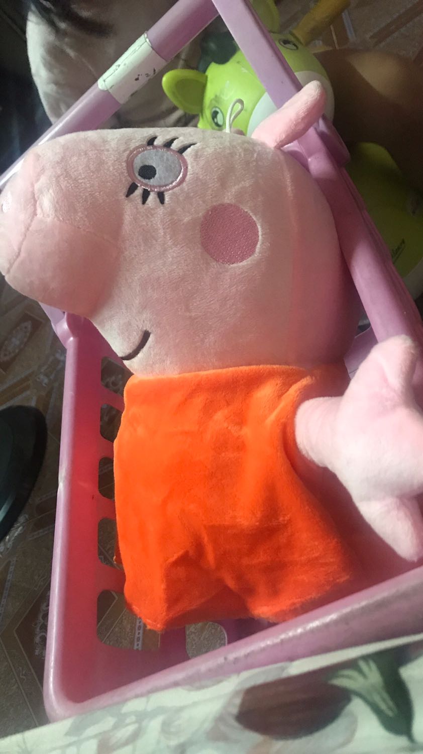 Peppa cao đúng 40 cm, giống hình, e mình rất thích, Tiki  đóng gói cẩn thận, giao hàng nhanh