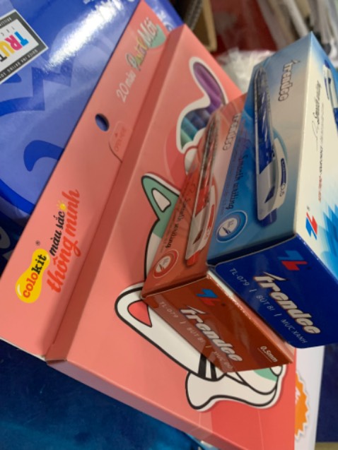 Tiki giao hàng nhanh, chất lượng
Viết bên Thiên Long rất tốt 
Sẽ ghé lại mua nhiều lần