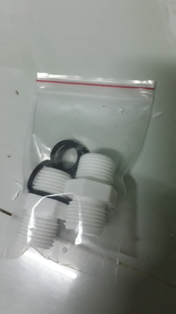 Shop đóng hàng chắc chắn.đầy đủ phụ kiện.tâm lý tặng kèm đầu nối vào và ra 21.sẽ tiếp tục ủng hộ