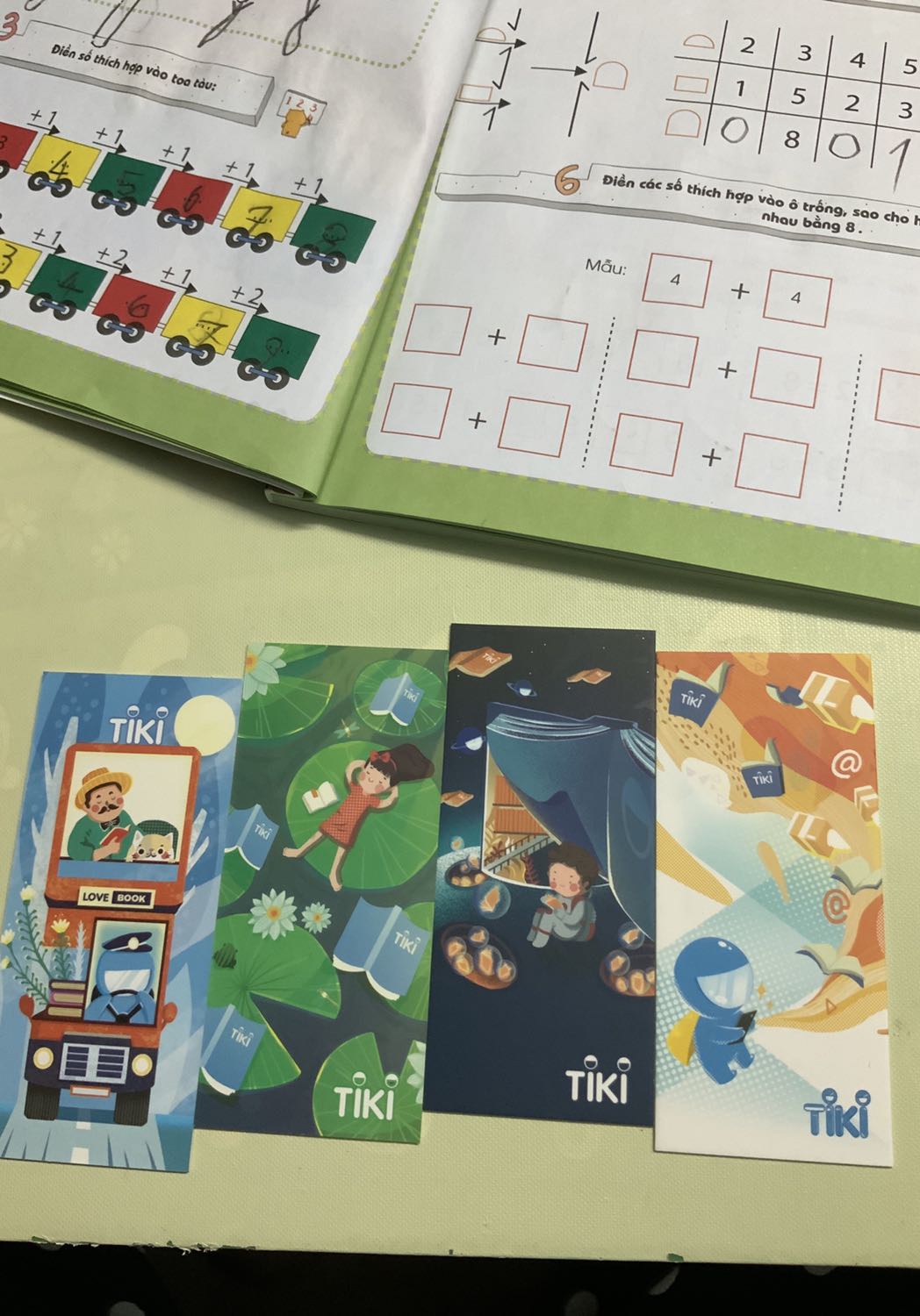 Chat luong san pham tuyet vơi. Đóng gói cẩn thân. Thoi gian giao hang nhanh. Be nha 4 tuổi thích lam bài tập toán và duoc tang kèm 4 thẻ 👍👍👍