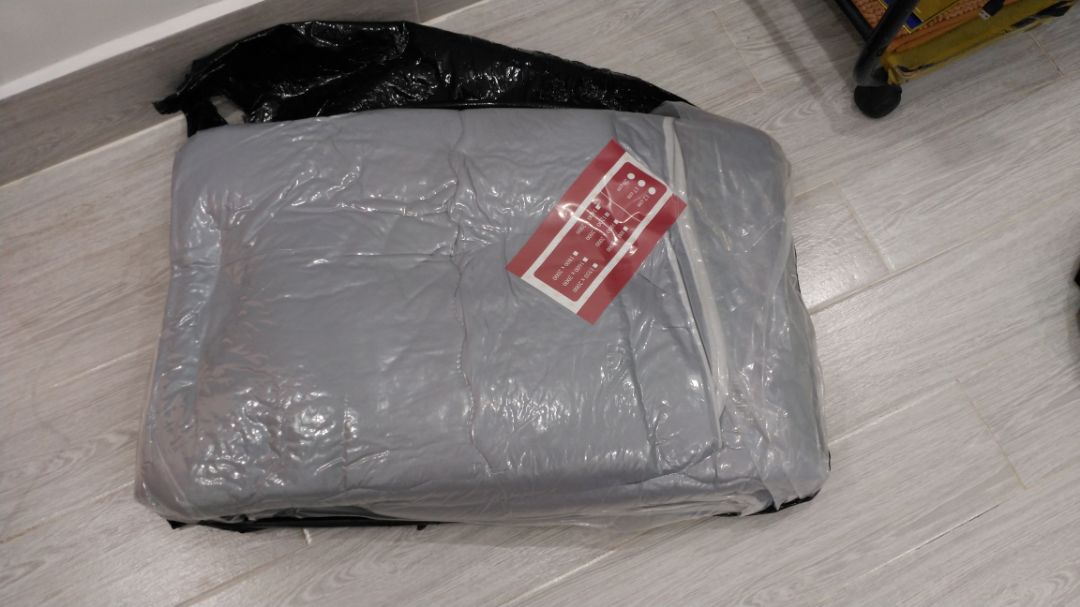 giao hàng nhanh hàng thì rất chất lượng nhá mặc dù là mik đặt 1m2×2m lúc đầu tưởng nó nhỏ ai ngờ nó cũng to phết