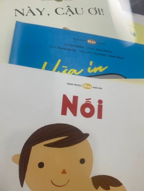 Sách đẹp, sop gửi đủ bộ, đang mới, giao hàng hơi lâu nhưng sách okkk lăm nha
Đã mua nhiều sách bên sop nha