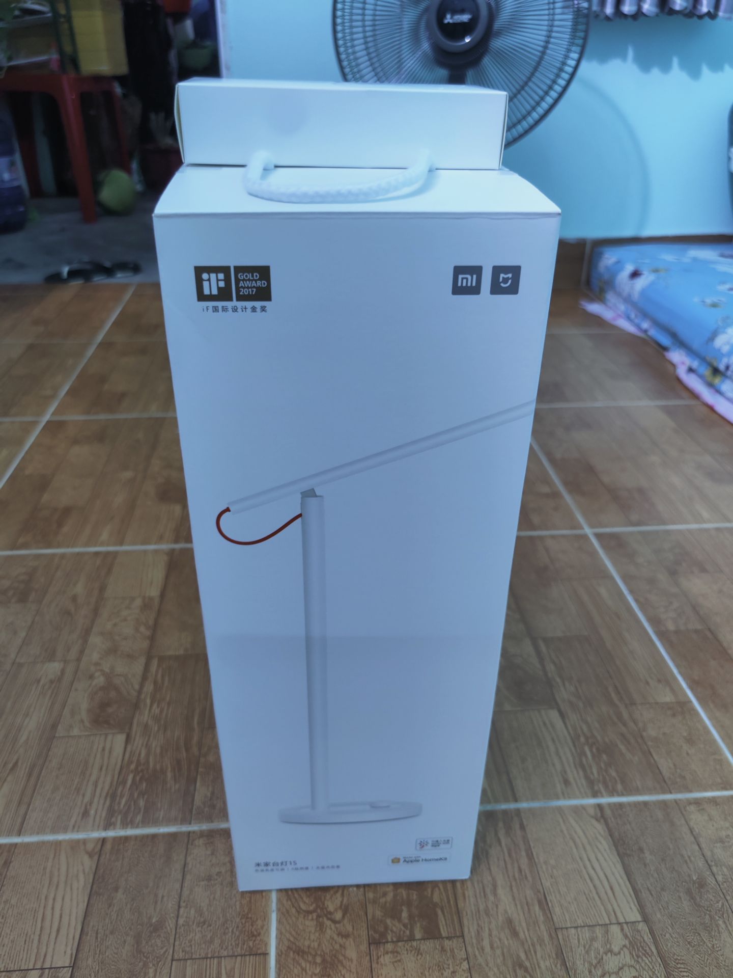 đóng gói cẩn thận, hàng chất lượng cao. Nói chung là đồ của Xiaomi thì khỏi chê, quá trời đã luôn