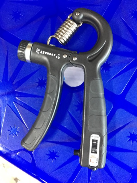 Thời gian giao hàng tương đối chuẩn. Chưa mua shop lần nào nhưng cảm thấy shop bán hàng chuẩn nên mua thử, sẽ ủng hộ shop lần tới