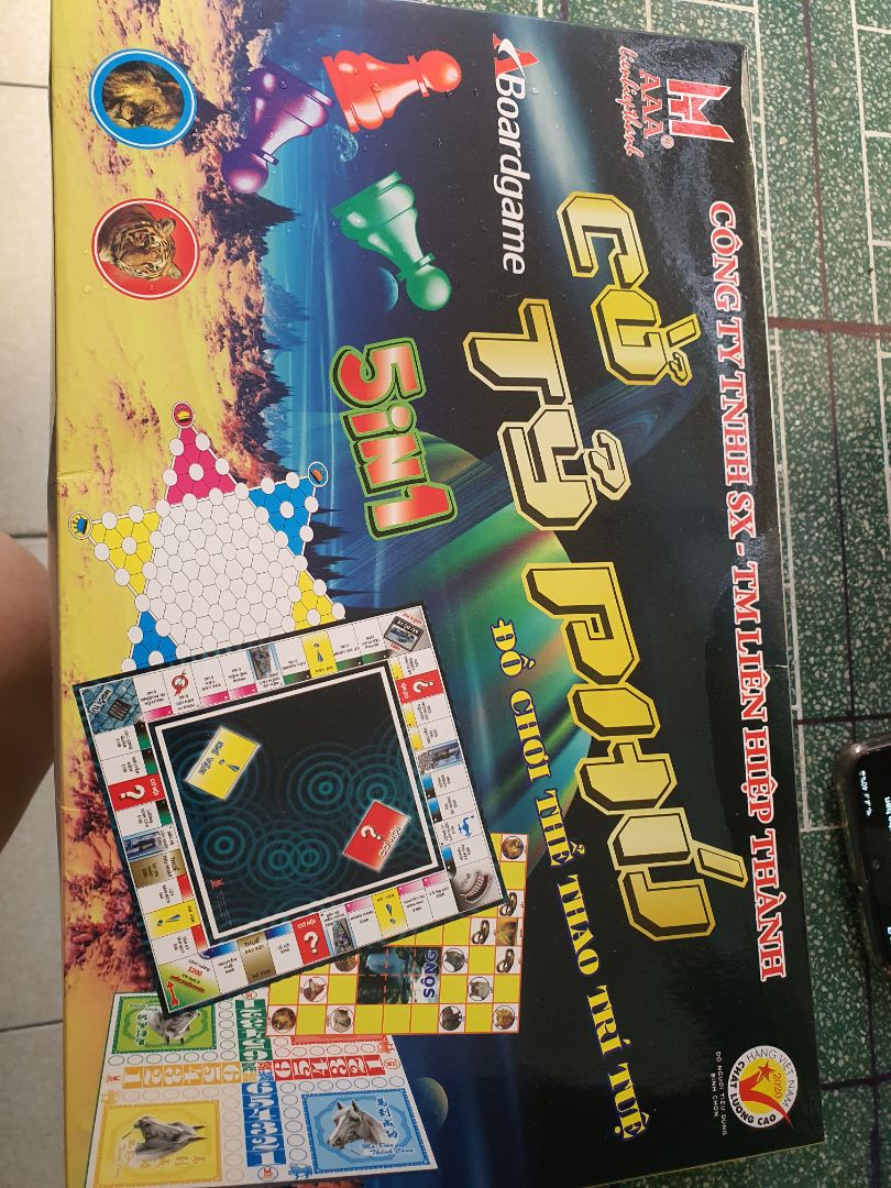 Mùa dịch mua bộ cờ chơi để xả stress. Có nhiều loại cờ để chơi.