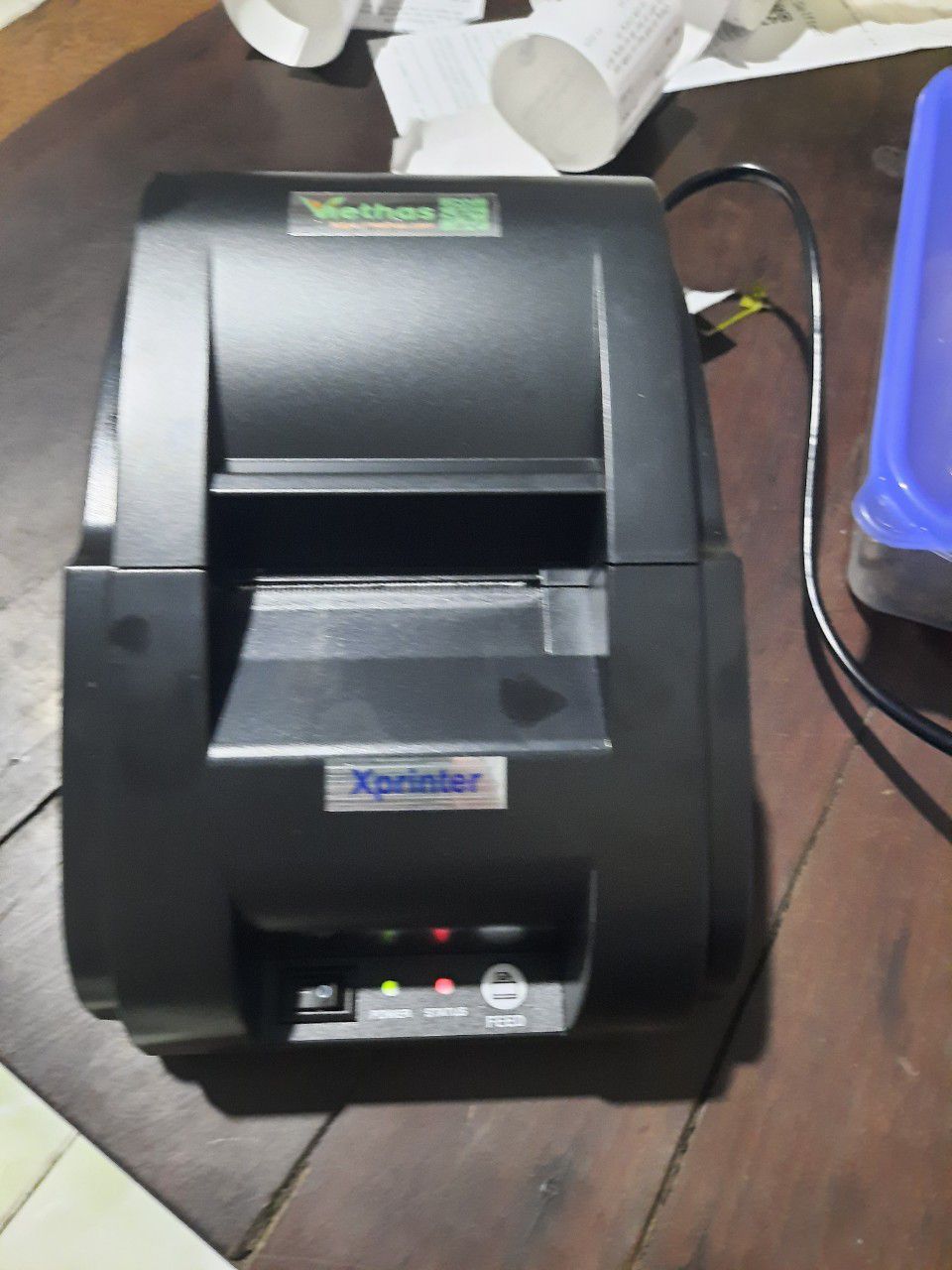 Máy in in ra mực ổn, dễ cài đặt và sử dụng. Máy ko có chức năng cắt giấy tự động mà phải xé theo đường răng cưa. Chờ thêm thời giab nữa xem độ bền thế nào trước mắt cho 5 sao đã. Máy in in ra mực ổn, dễ cài đặt và sử dụng. Máy ko có chức năng cắt giấy tự động mà phải xé theo đường răng cưa. Chờ thêm thời giab nữa xem độ bền thế nào trước mắt cho 5 sao đã.