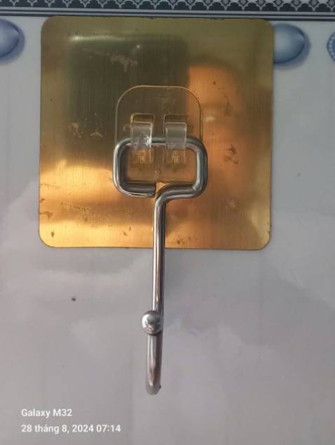 Móc cứng cáp, phần keo dán chắc, sản phẩm chất lượng