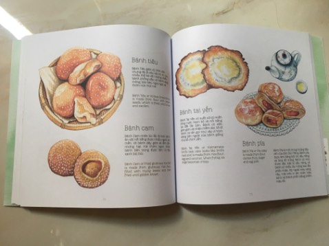 Sách được Tiki giao sớm hơn dự kiến, nội dung bằng tiếng Việt và tiếng Anh giới thiệu về các món ăn ngắn gọn và dễ hiểu, hình vẽ chân thực, sinh động, phù hợp cho người có niềm yêu thích ẩm thực.