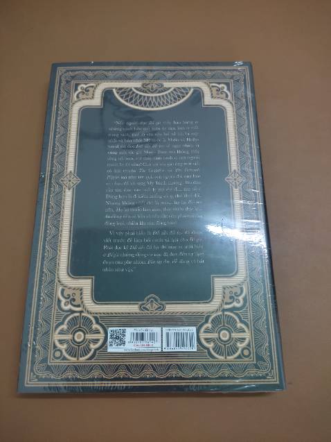 Sách ok lắm shipper thân thiện, chưa đọc nên chưa biết nội dung thế nào, mua với giá sale nên khá rẻ, nguyên seal. Cảm ơn Tiki🦩🦩
