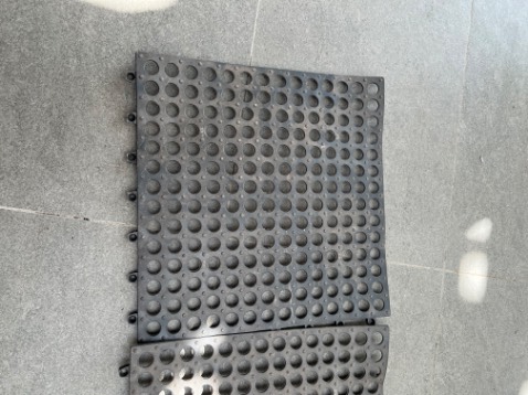 Chống trượt tốt