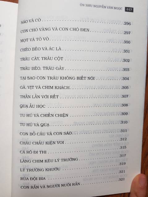 Rất nhiều chuyện, mình chưa đọc hết, giao hàng nhanh, giấy đẹp, in chữ dễ đọc, mọi người nên mua.
