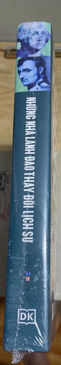 Chưa bao giờ thất vọng khi mua sách tại Fahasa. Sách còn nguyên bìa, không bị cấn góc. Nội dung cuốn này thì mình cho là chưa quá xuất sắc vì kiến thức đi nhiều hơn là đi sâu. Tuy nhiên, nhìn tổng thể vẫn là cuốn sách đáng đọc và mình đánh giá 5 sao.