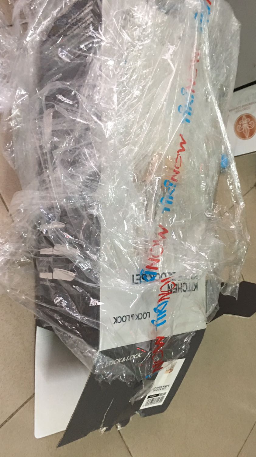 Giao hàng nhanh thấy đẹp chưa sử dụng nên ko biết ok ko nên tạm cho 5 sao còn hàng tặng bộ dụng cụ bào rau củ chưa thấy