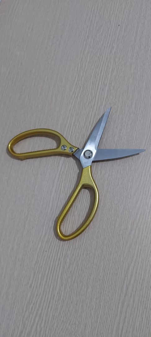 Kéo sắc, cảm giác cầm chắc chắn