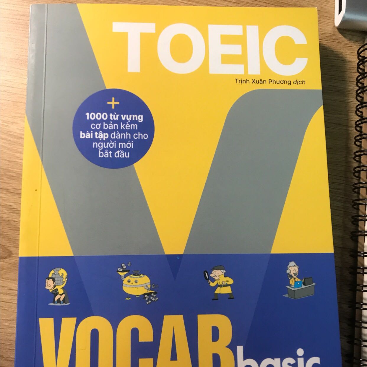 Giao hàng nhanh.
Sách nội dung hay, từ vựng từ căn bản đến trung bình. Nên mua.