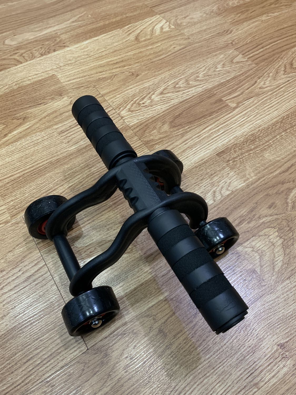 Sản phẩm rất đẹp và chắc chắn. Giao hàng nhanh. Cảm ơn shop nhiều. Sẽ ủng hộ lần sau.