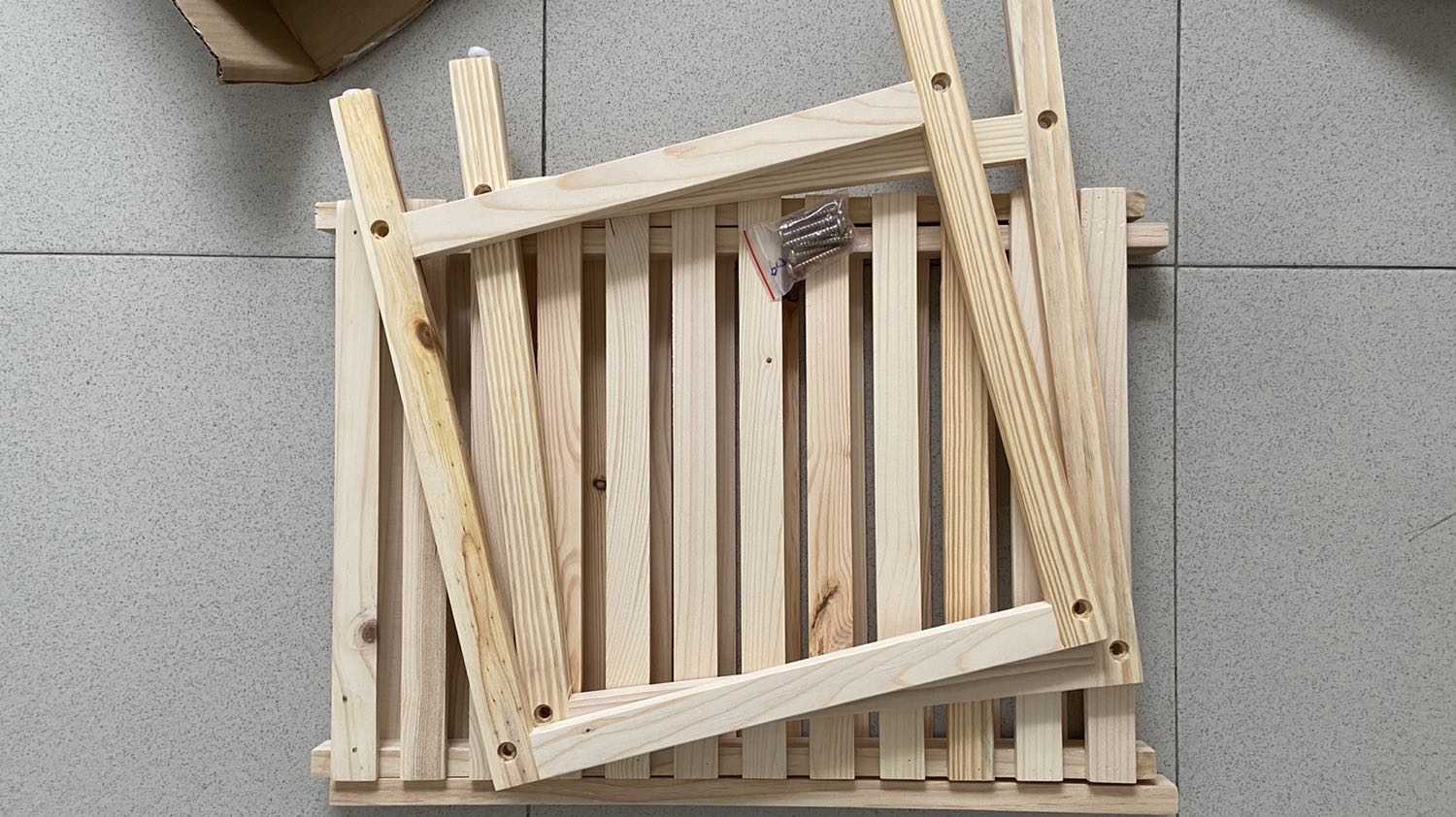 Giao hàng nhanh, đóng gói kĩ càng, hàng chắc chắn, dễ lắp ghép