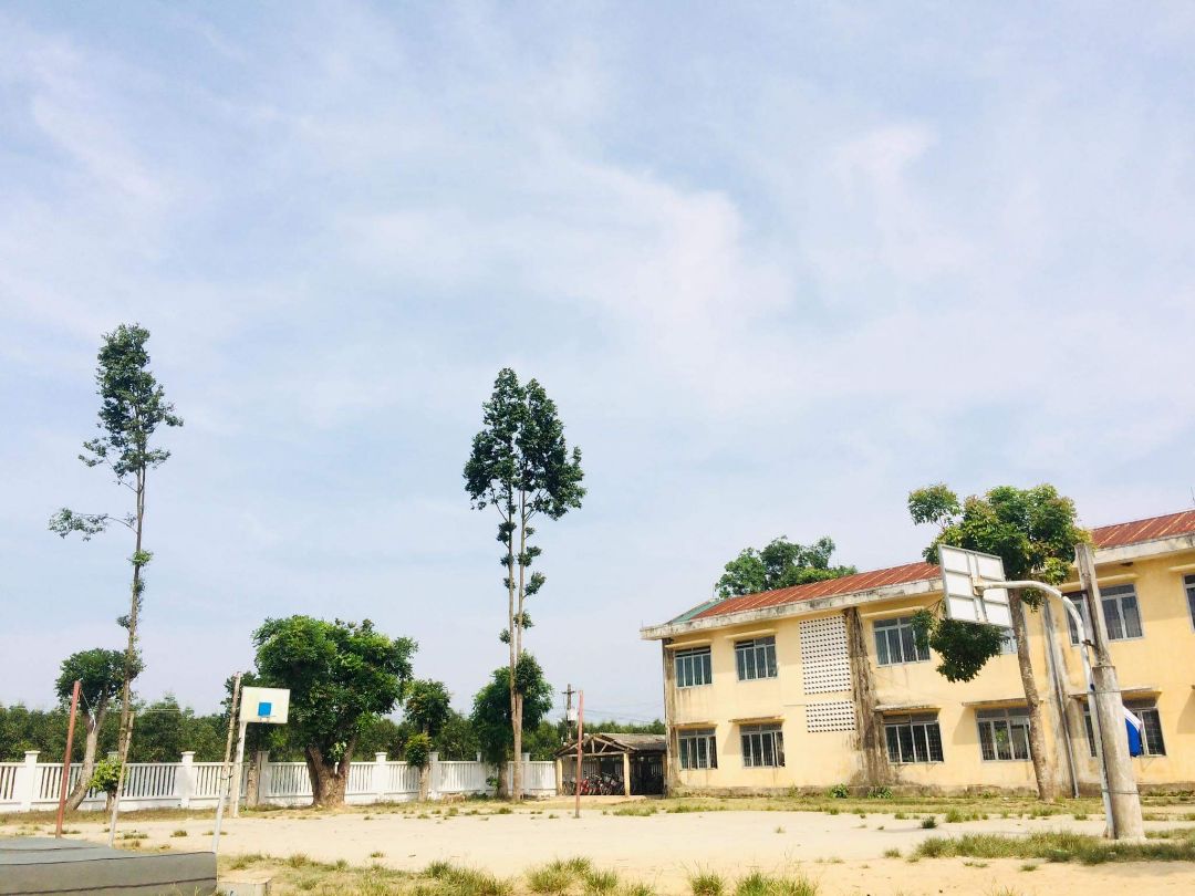 đẹp, chất lượng tốt, lựa màu hơi xấu chút