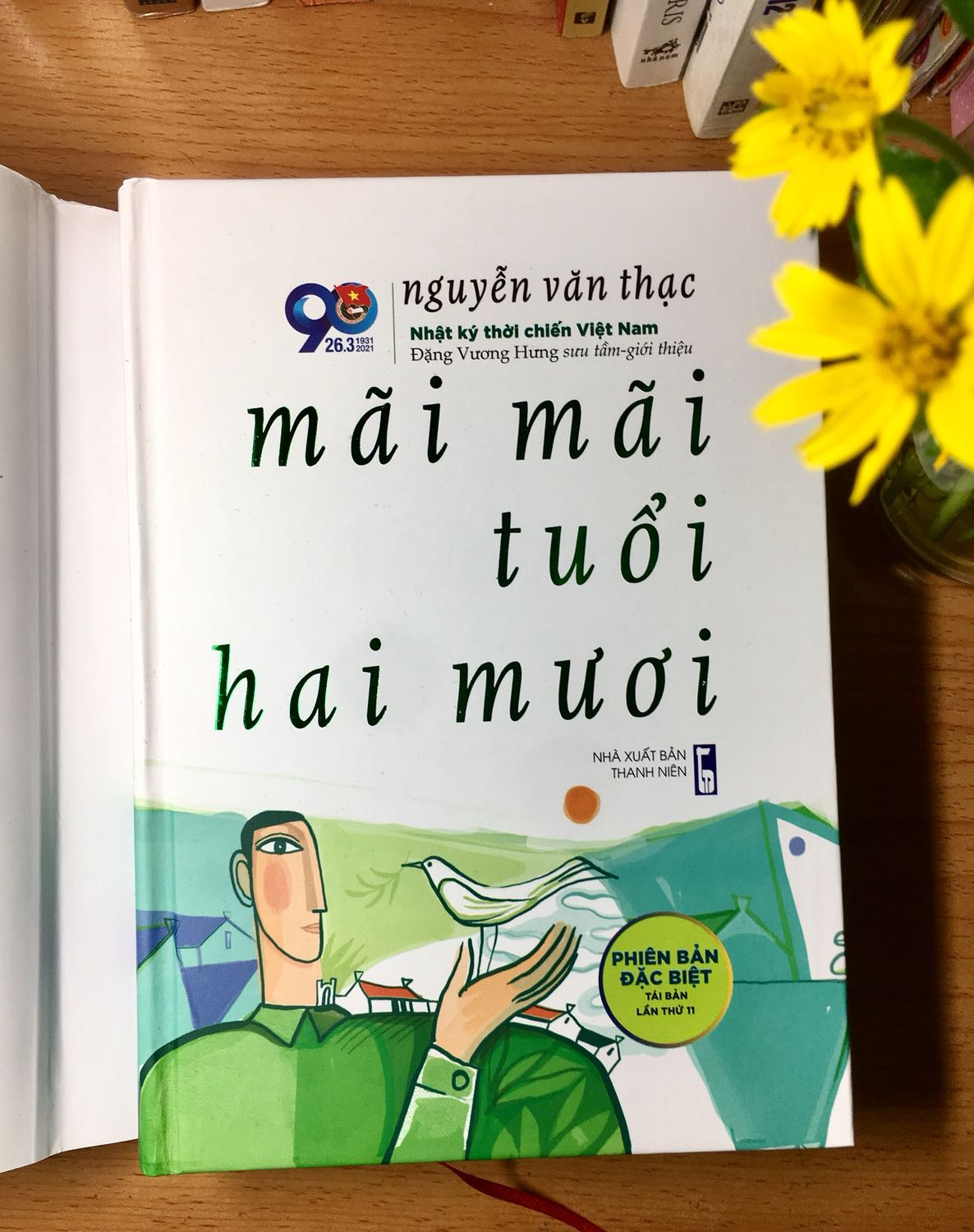 Review sách mãi mãi tuổi 20 - Nhật ký thời chiến 1 mãi mãi tuổi 20 1