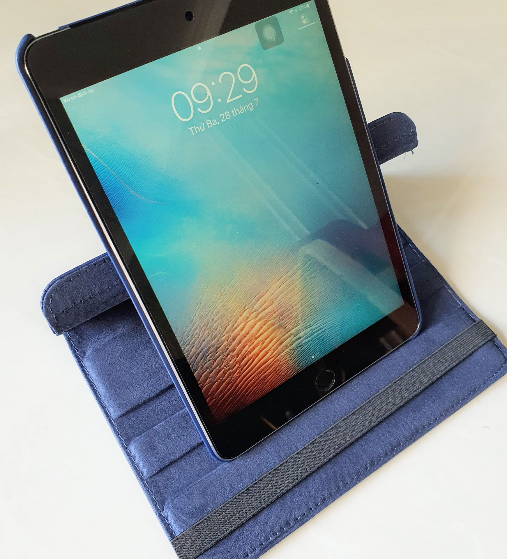 Sản phẩm dùng tốt, đường may tỉ mỉ, giá tiền phù hợp. Tiki giao hàng nhanh chóng!