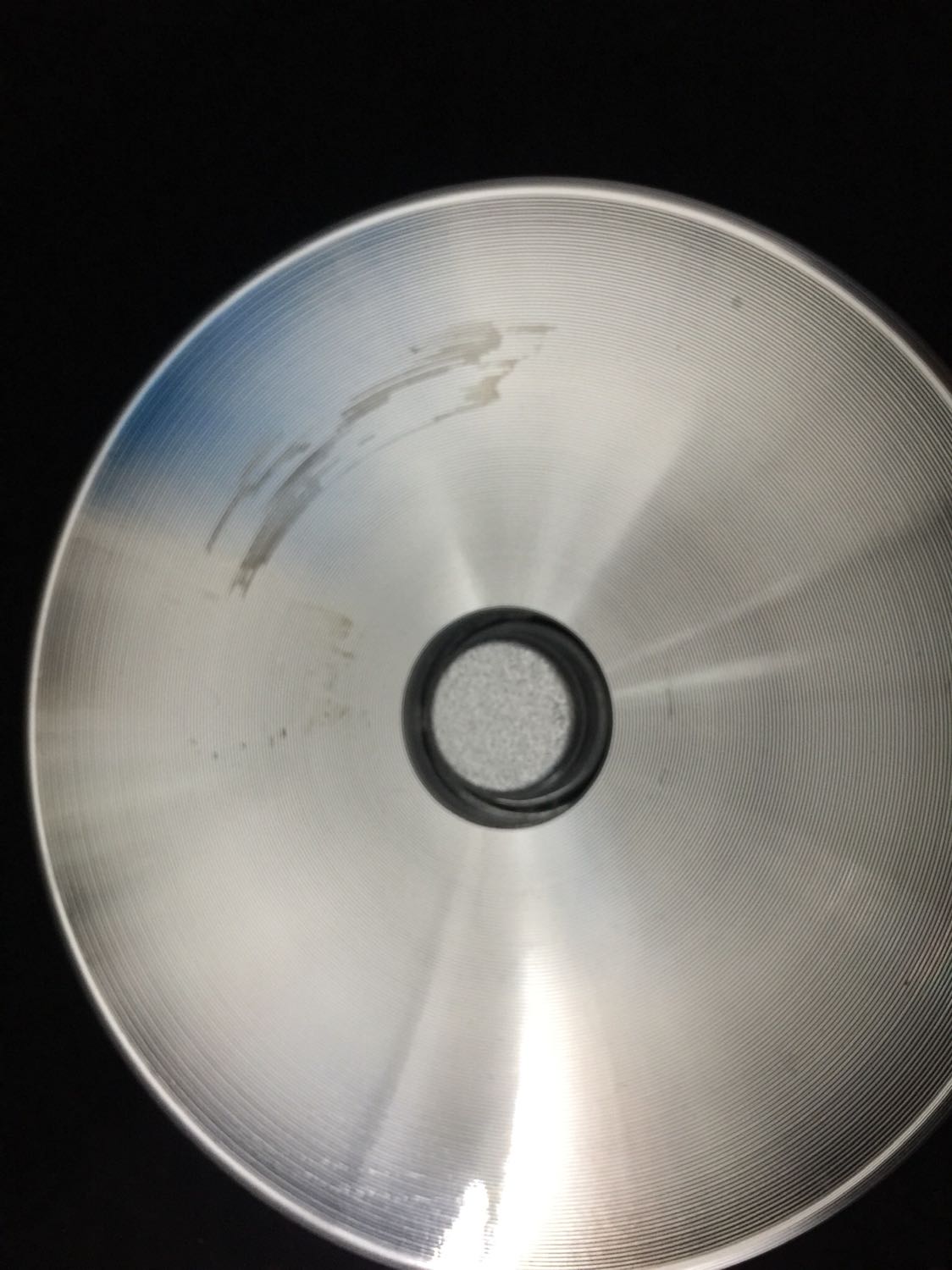 1. Chất lượng bình thường, hệ thống mâm nhiệt cảm giác không được chắc chắn.
2. Hình ảnh đăng rất dễ gây hiểu nhầm cho khách mua hàng. Có thể thông tin rõ có quà đính kèm hay không hoặc báo số lượng quà còn.