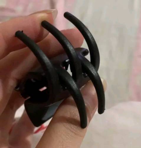 Kẹp tóc cứng cáp, bền , ship giao hàng nhanh, shop thân thiện, đóng gói rất cẩn thận