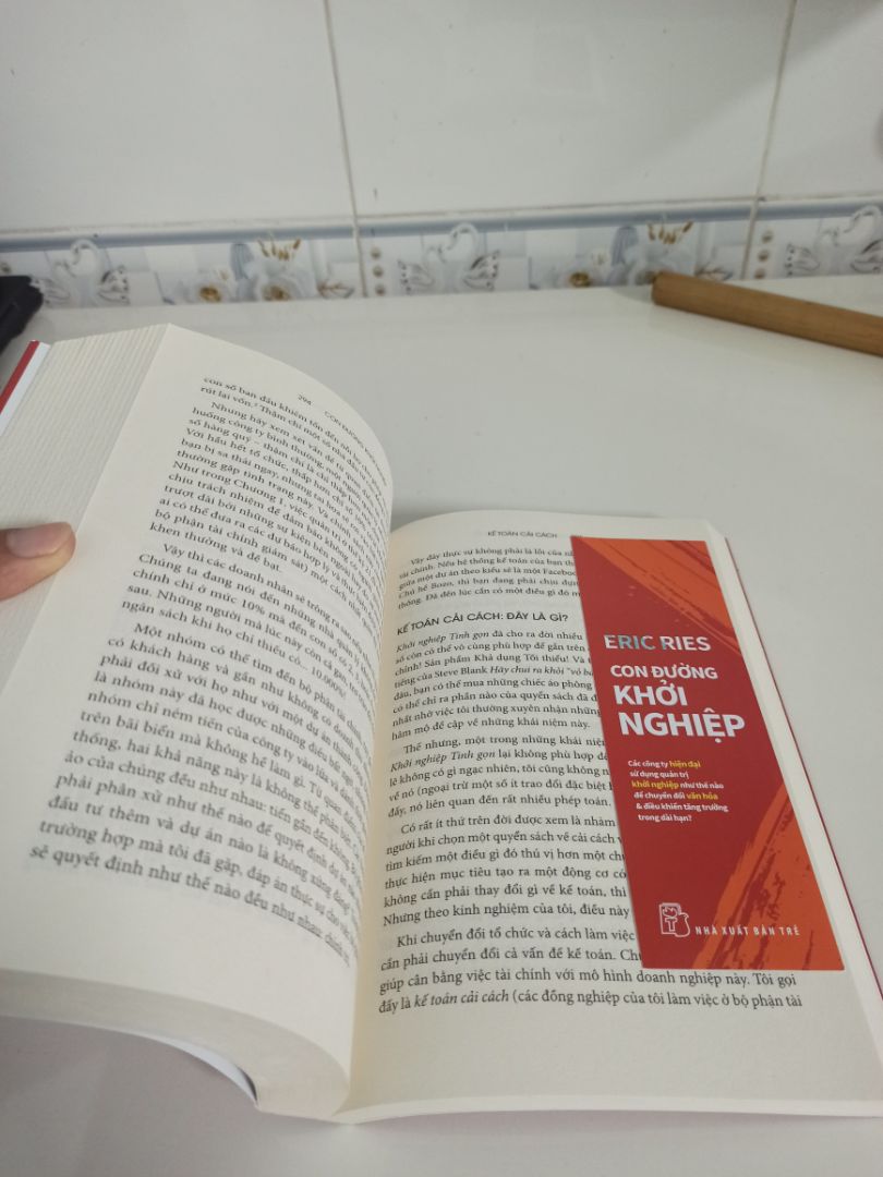 Sản phẩm khá ok, giấy tạm ổn. Bao bì cẩn thận.  Nội dung chưa đọc xong!!!