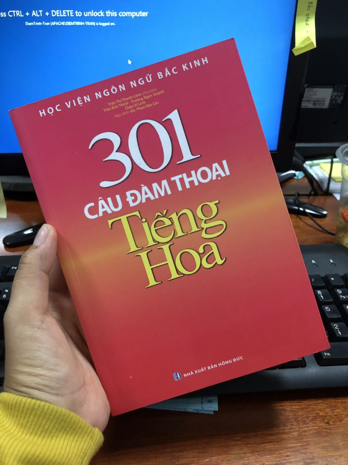 Sách đẹp, đặt mua trưa hôm trước tới trứ hôm sau nhận đc hàng rồi.