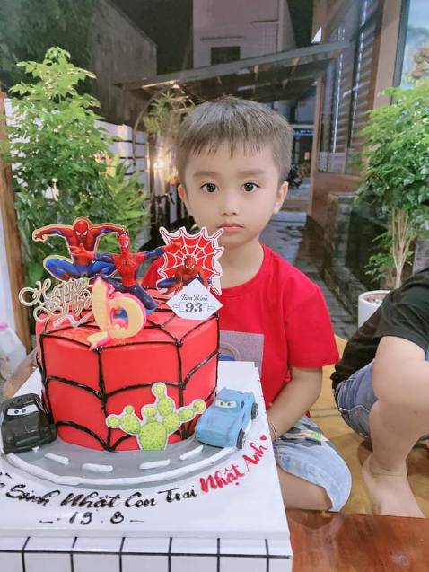 Hàng tốt . Chất lượng sản phẩm thì phải dùng 1 thời gian mới thấy kết quả. Giao hàng nhanh và tânn tình . Hộp tiki đóng gói khá chắc chắn và cẩn thận .cho 5 sao