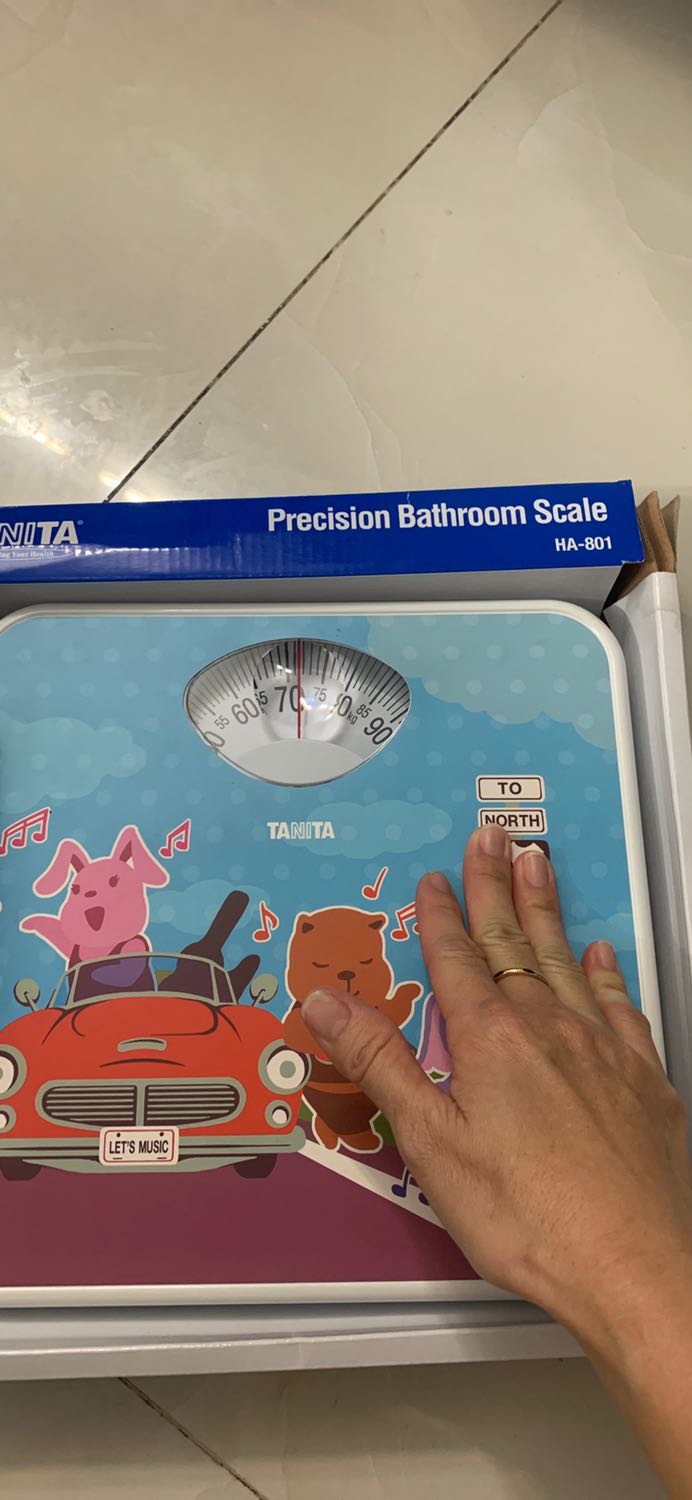 Nhận hàng cân bị lỗi hok chạy đc, xin nhận lại dùm e ak,cảm ơn,