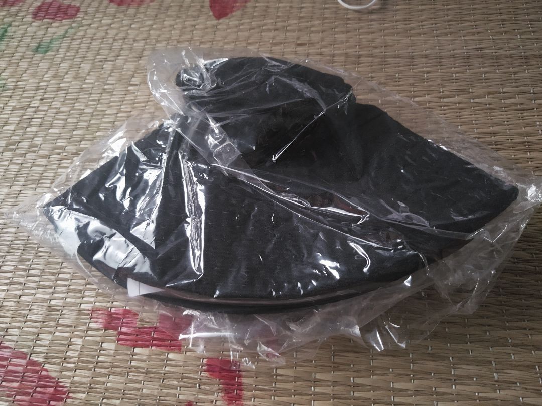 ok, dầy chưa mịn, thích hợp ra ngoài trời nắng..