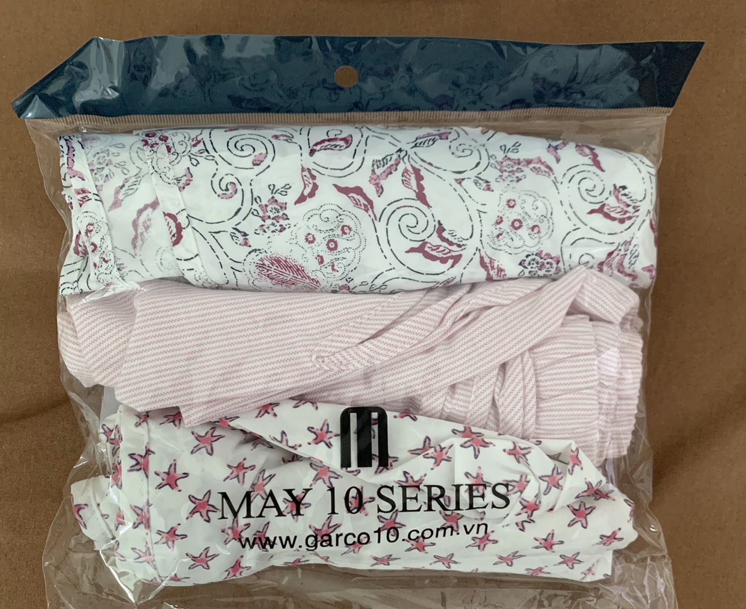 20k quá rẻ cho 1 chiếc quần chất lượng, mặc rất thoải mái, đường kim mũi chỉ chắc chắn, đâu ra đó. Lai quần may viền luôn, rất cẩn thận. Quá xuất sắc luôn, đúng là thương hiệu có tiếng có khác.