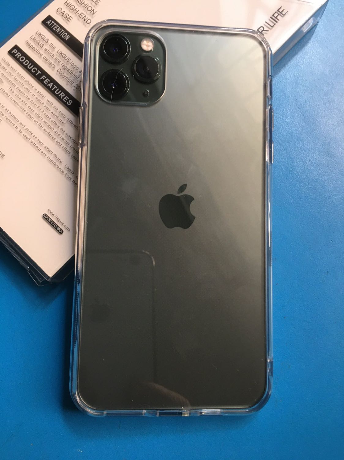 Ốp iPhone 11 pro max. Cực kỳ hài lòng, ốp trong suốt,các nút bấm nhẹ nhàng,các lỗ đúng thiết kế đt. Đóng gói cẩn thận,giá cả hợp lý. Giao hàng nhanh