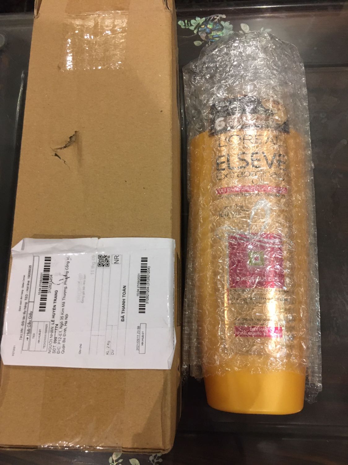 Mình mua 2 chai mà shop giao thiếu 1 chai mất rồi, shop giao bổ sung giúp mình nhé
—-
Đánh giá lại 1* sau 2 tuần shop không hồi âm