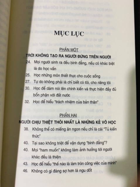 Sách triết lý, không có bookmark đi kèm Sách triết lý, không có bookmark đi kèm