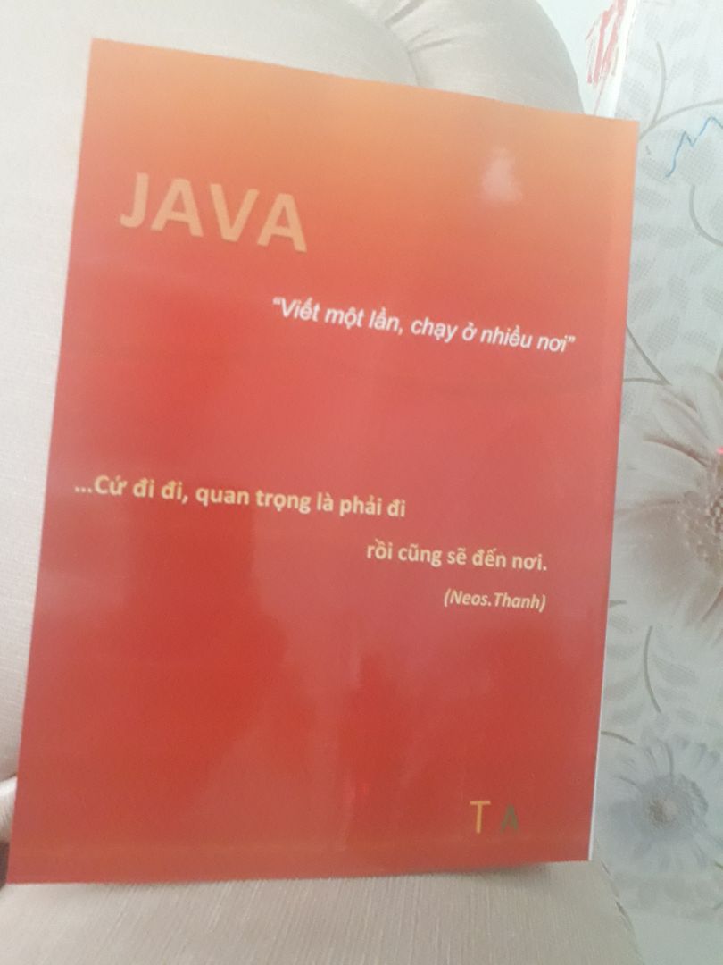 -Đóng gói cẩn thận, không bị nhăn, 
bìa sách đẹp, trình bày hợp lí.