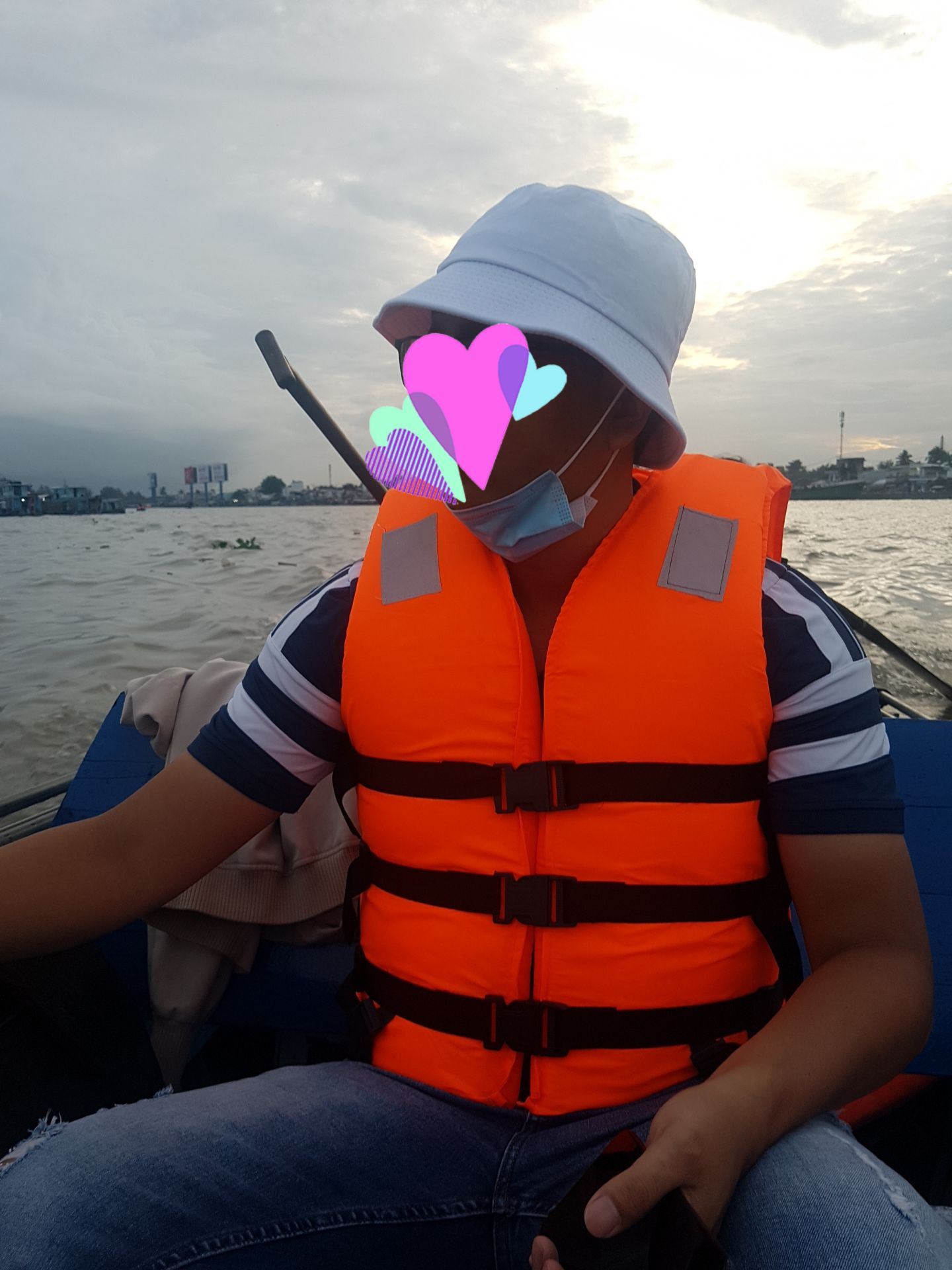 nón rẻ nhưng rất dễ thương