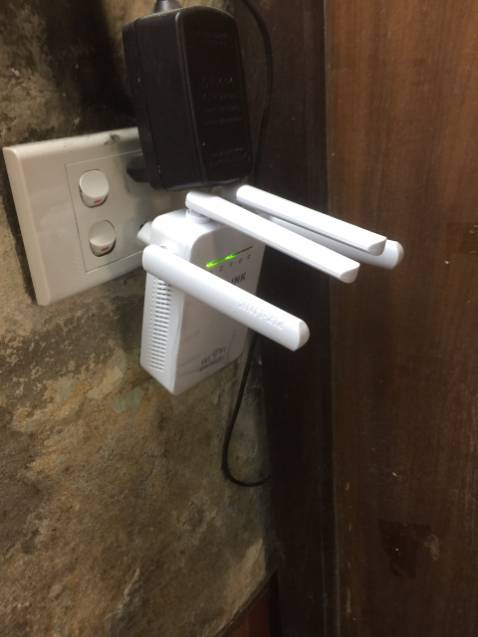 Ok wifi chạy tít, sài tốt e đánh giá rất được. Kết nối nhanh và ổn định Ok wifi chạy tít, sài tốt e đánh giá rất được. Kết nối nhanh và ổn định